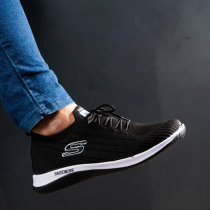 کفش کتانی اسکیچرز مشکی مردانه