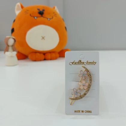 گیره مو زنانه مدل ماه نگینی