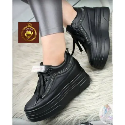 کتانی زنانه لژدار اسنیکرز نگینی مدل کروز