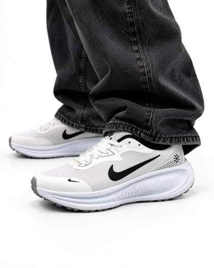 کفش کتانی مردانه مدل رانینگ نایکی زوم ایکس سفید مشکی 2 NIKE ZOOM X