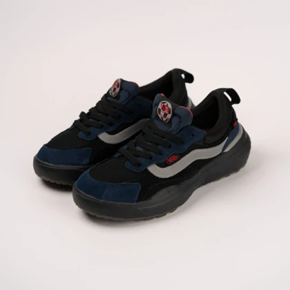کفش ونس مدل اولترارنج/Vans ultrarange vr3 black-navy
