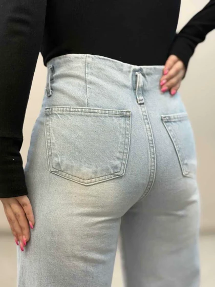 شلوار جین وایدلگ یخی زاپ‌دار8186