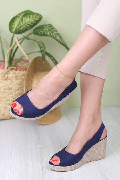 کفش صندل زنانه کنفی پشت‌باز