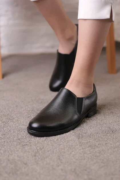 کفش طبی زنانه آتی