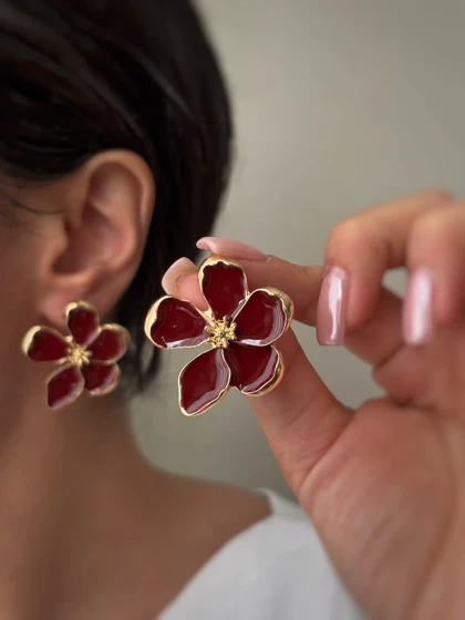 گوشواره های گل مینا کاری