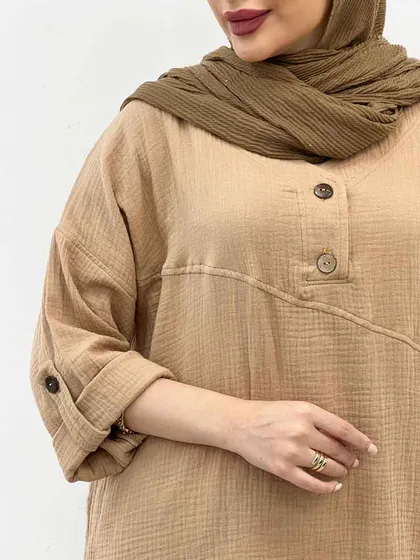 شومیز برش‌دار سه دکمه