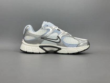 کتانی نایکی وی5 کی رانر سفید سیلور آبی /Nike v5k