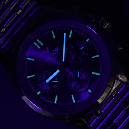 ساعت مچی فول استیل سه موتور صفحه سفید رنگ نقره‌ای مدل V5834-01 علیدسا