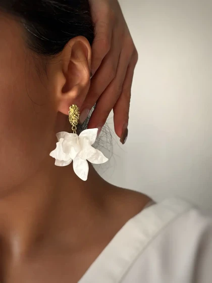 گوشواره گل آویز