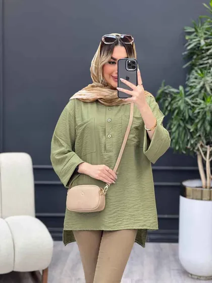 مانتو یقه سه دکمه جلو بسته