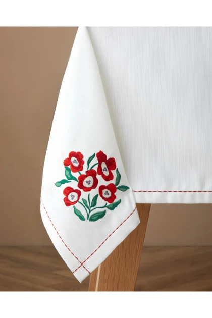 رومیزی 150 × 200 سانتی‌متر English Home مدل Bright Parade پلی‌استر - سفید