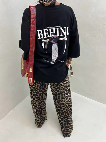تیشرت BEHIND