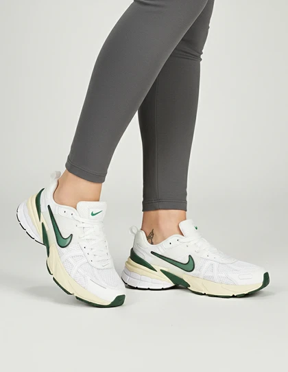 کفش دویدن زنانه نایکی V2K Run W