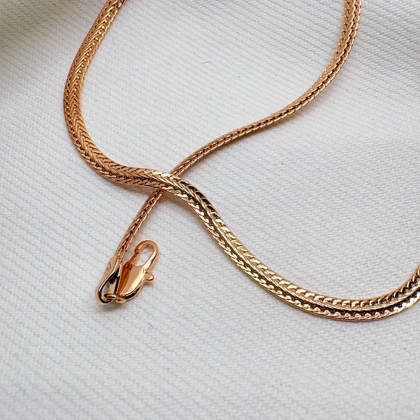 گردنبند ژوپینگ مدل «هرینگبون» (استخوان ماهی) | روبان طلایی لغزنده روی پوست