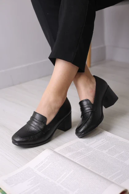 کفش طبی زنانه چشمه