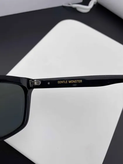 عینک آفتابی برند جنتل مانستر مدل GM OSLO