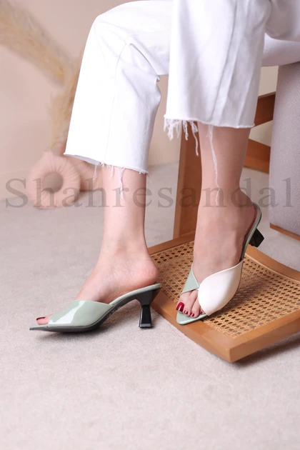 کفش صندل پاشنه‌دار زنانه کد 613