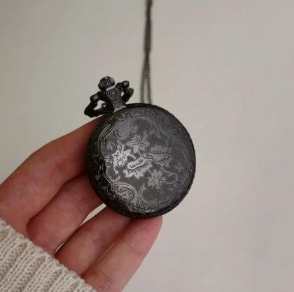 گردنبند ساعتی مدل بتمن/ ساده/ اسکلتی