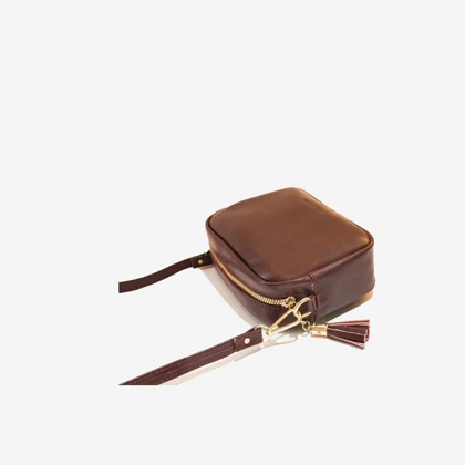 کیف دوشی چرم زنانه مدل d058