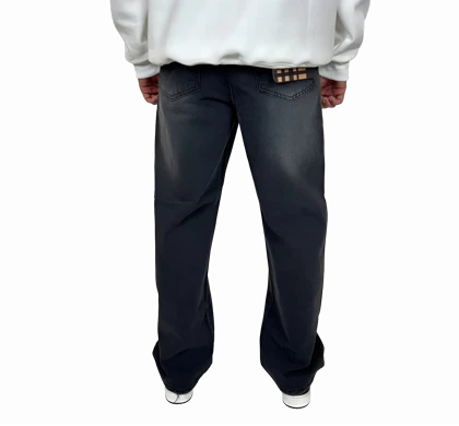 شلوار جین مردانه نیم بگ - رنگ خاکستری امبره زاپ‌دار - با وصله تیره