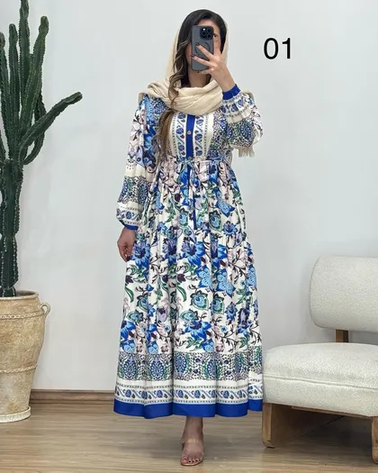 پیراهن طرح‌دار نیایش