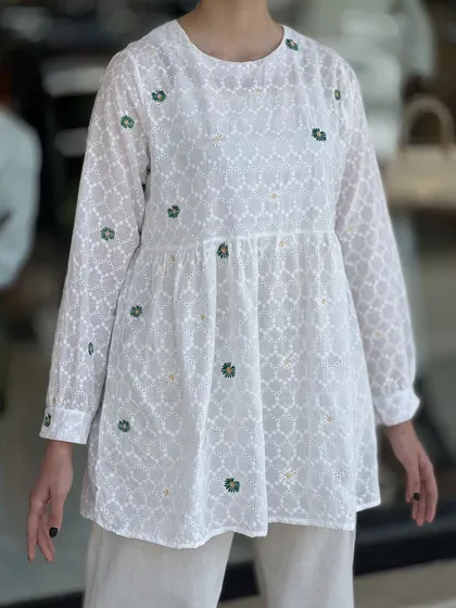 مانتو خامه دوزی شده کد 573