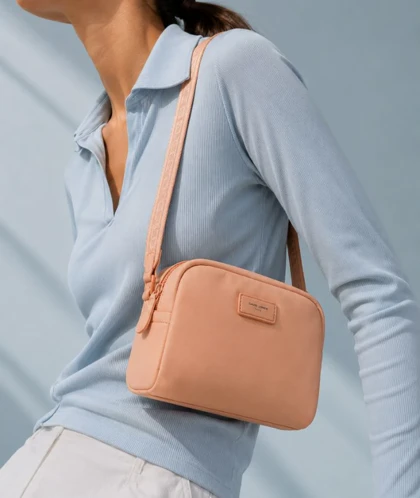 کیف دوشی زنانه چرم مصنوعی دیوید جونز DAVID JONES