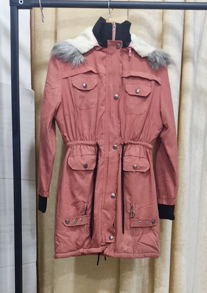 کاپشن زنانه داخل پشم گرم بالا