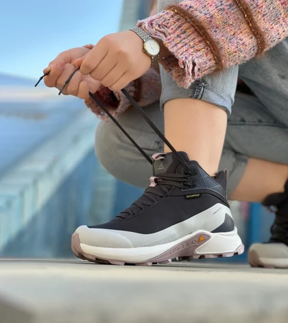 کفش هایکینگ زنانه هامتو مدل 260937B-3