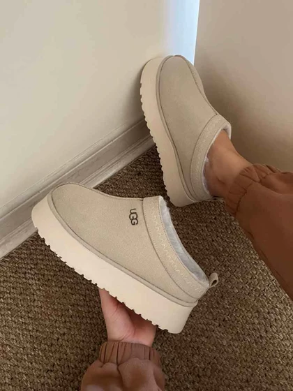 نیم بوت UGG ساده
