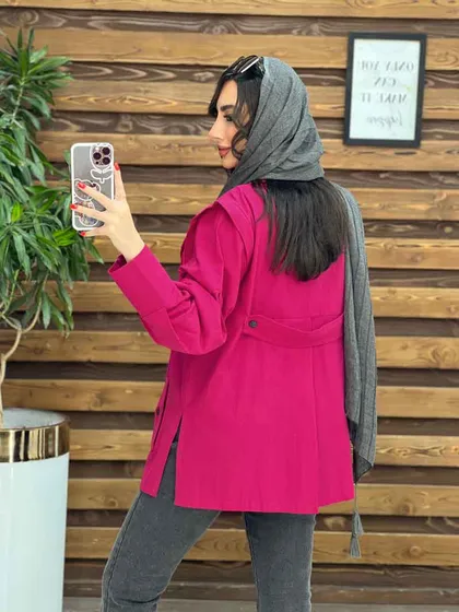 مانتو سرشانه ژیله دار پشت پاگن