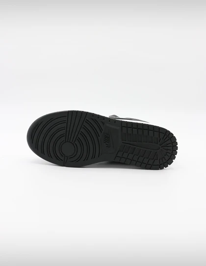 کتانی روزانه زنانه نایک Nike Air Jordan 1 Mid Dark W