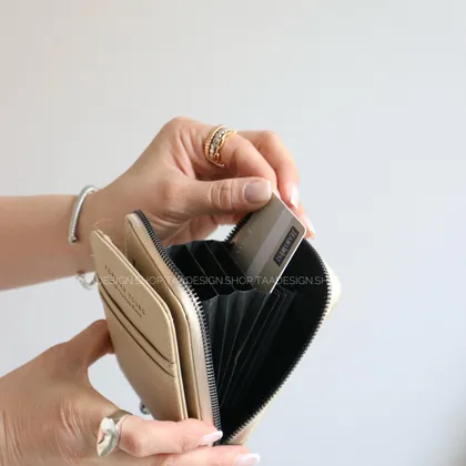 کیف پول و جاکارتی گرجی