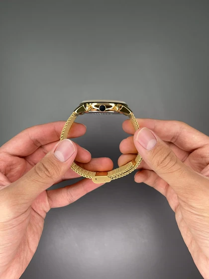 ساعت مچی رادو فول دیت بند حصیری استیل صفحه طلایی Rado