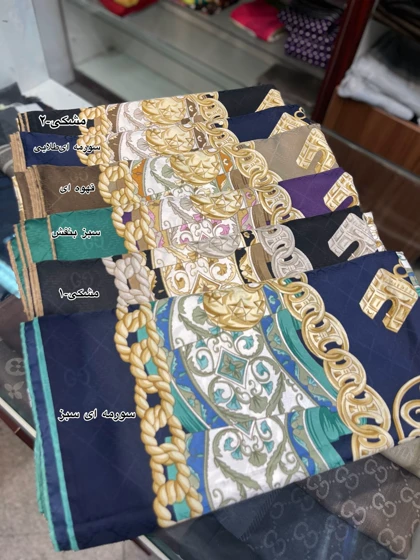 روسری ابریشم دوکارا