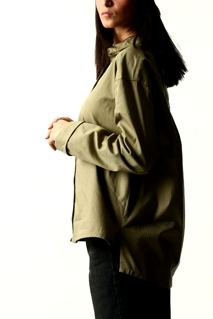 شومیز برش‌دار پشت بلند زنانه