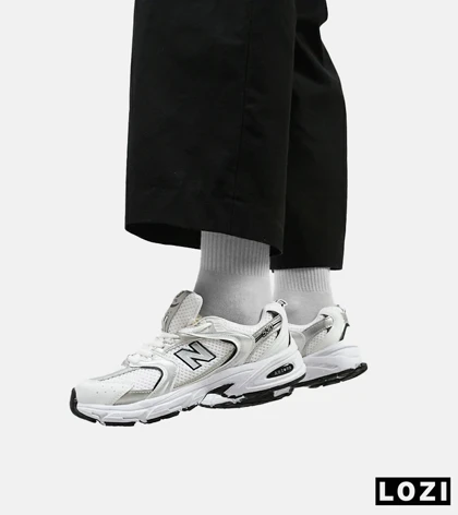 کفش کتانی بزرگپا سفید نقره ای NEW BALANCE 530