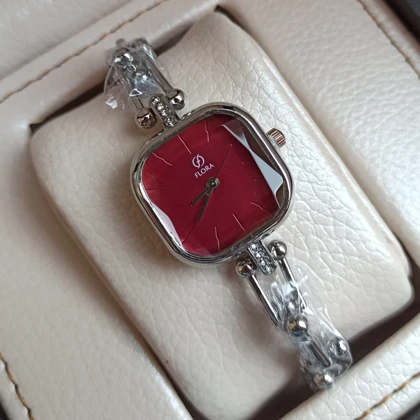 ساعت مچی زنانه فلورا بند مدل تیفانی صفحه قرمز(چری)