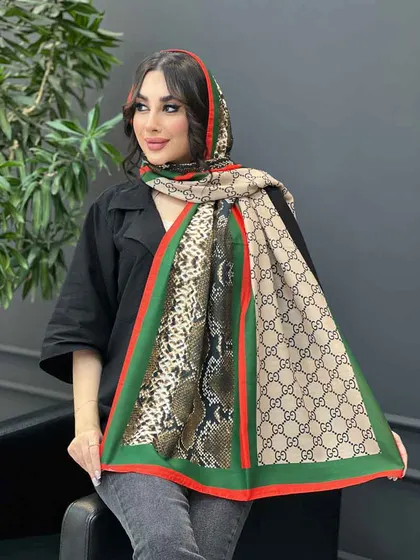 شال گوچی طرح پوست ماری
