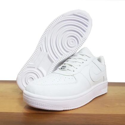 کفش پیاده روی مردانه مدل Force 1 1885 رنگ سفید