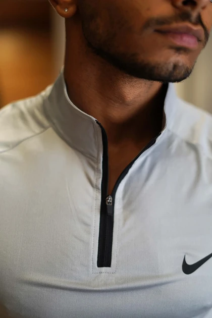 بلوز نیم زیپ ورزشی
