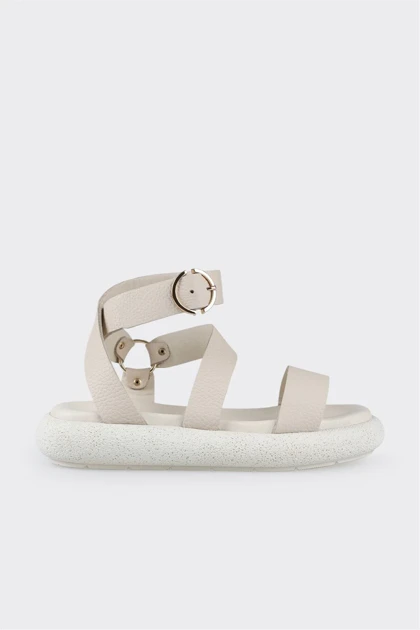 صندل اسپرت زنانه اله elle