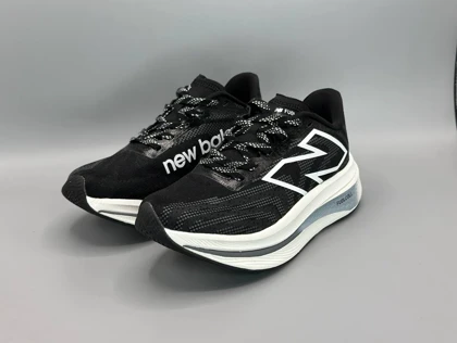 کتانی نیوبالانس سوپرکومپ ترینر مشکی سفید/New Balance trainer