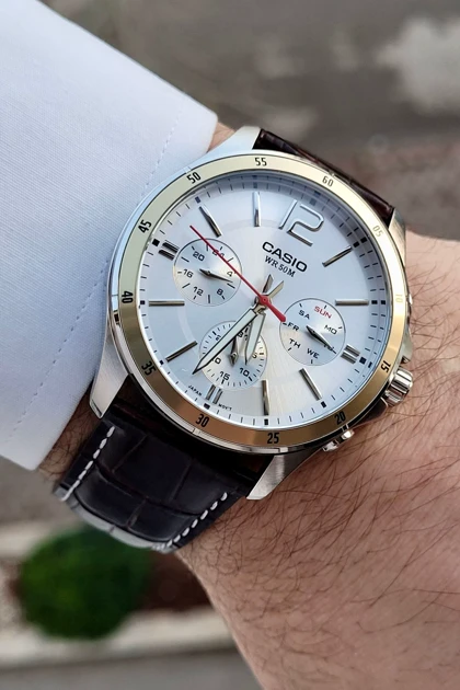 ساعت مردانه اورجینال کاسیو casio