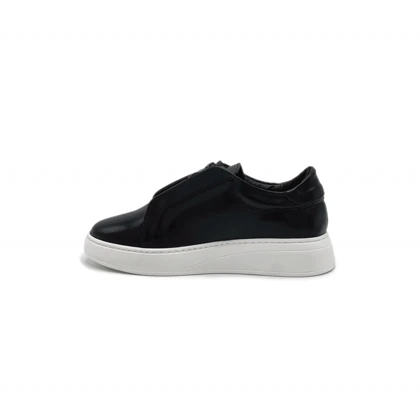 کفش راحتی زنانه مدل Stradivarius Loafer - LFB61