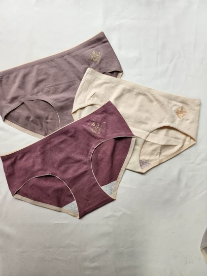 شورت نخی بدون درز کد: 677