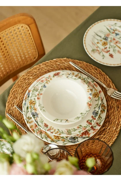سرویس غذاخوری 12 نفره Bella Maison مدل Flores چینی - چندرنگ