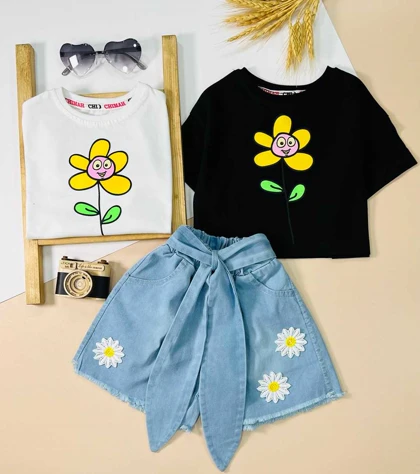 کراپ شورتک جین با گلهای بابونه