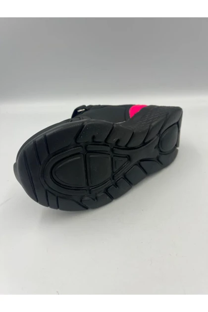 کفش پیاده روی بچگانه کینتیکس kinetix