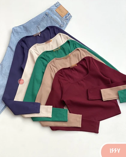 بلوزکراپ یقه خشتی 1667